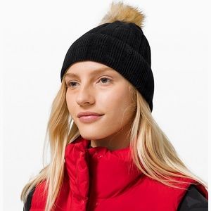 Lululemon Pom Perfection Beanie Black